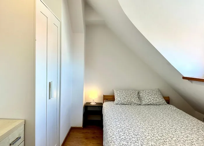 Nw Pokoje Хостел